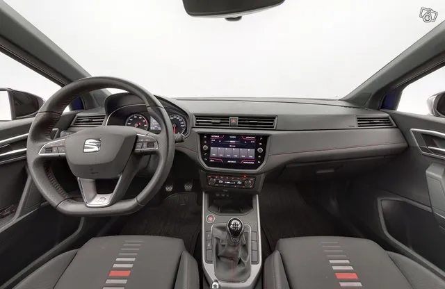 SEAT Arona 1,0 TGI FR / Adapt. Vakkari / Navigointi / 2x Renkaat / Image 9