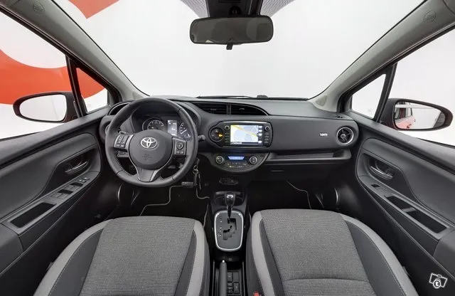 Toyota Yaris 1,5 Dual VVT-i Y20 Edition 5ov Multidrive S - / 1-OMISTAJA / PKAMERA / VAKKARI / AUTOM ILMAS / Image 9