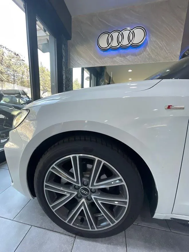 AUDI A1  Image 2