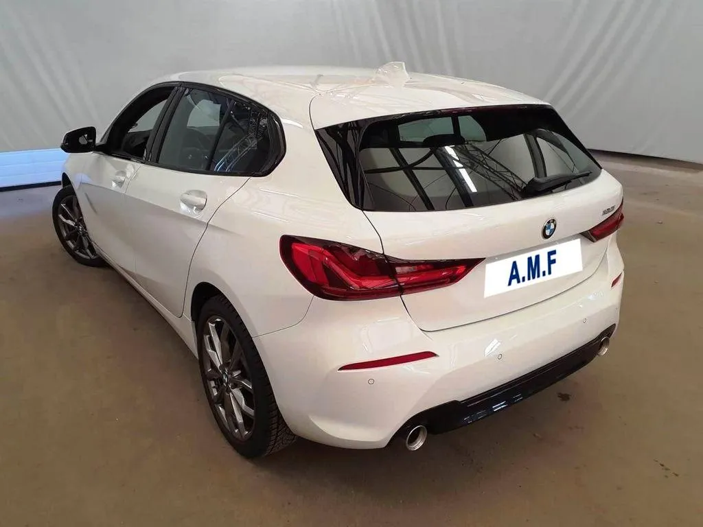 BMW Serie 1 120i 5p. Msport Exterior Image 3