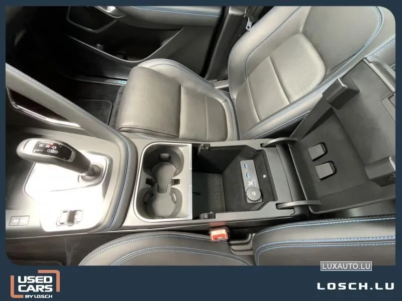 Jaguar E-pace SE 4WD Leder D240 Image 10
