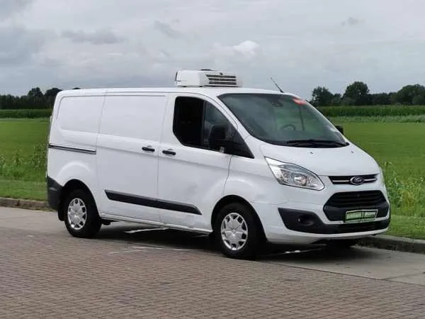 Ford Transit  Image 4