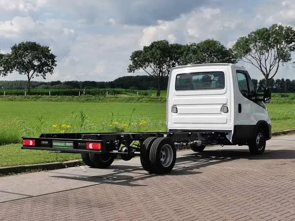 Iveco Daily 35 C 18 Thumbnail 3