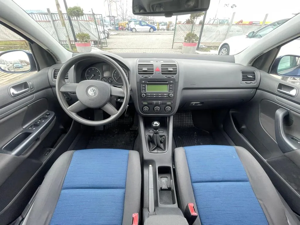Volkswagen Golf 5 1.9 TDI krediti na licu mesta Image 6