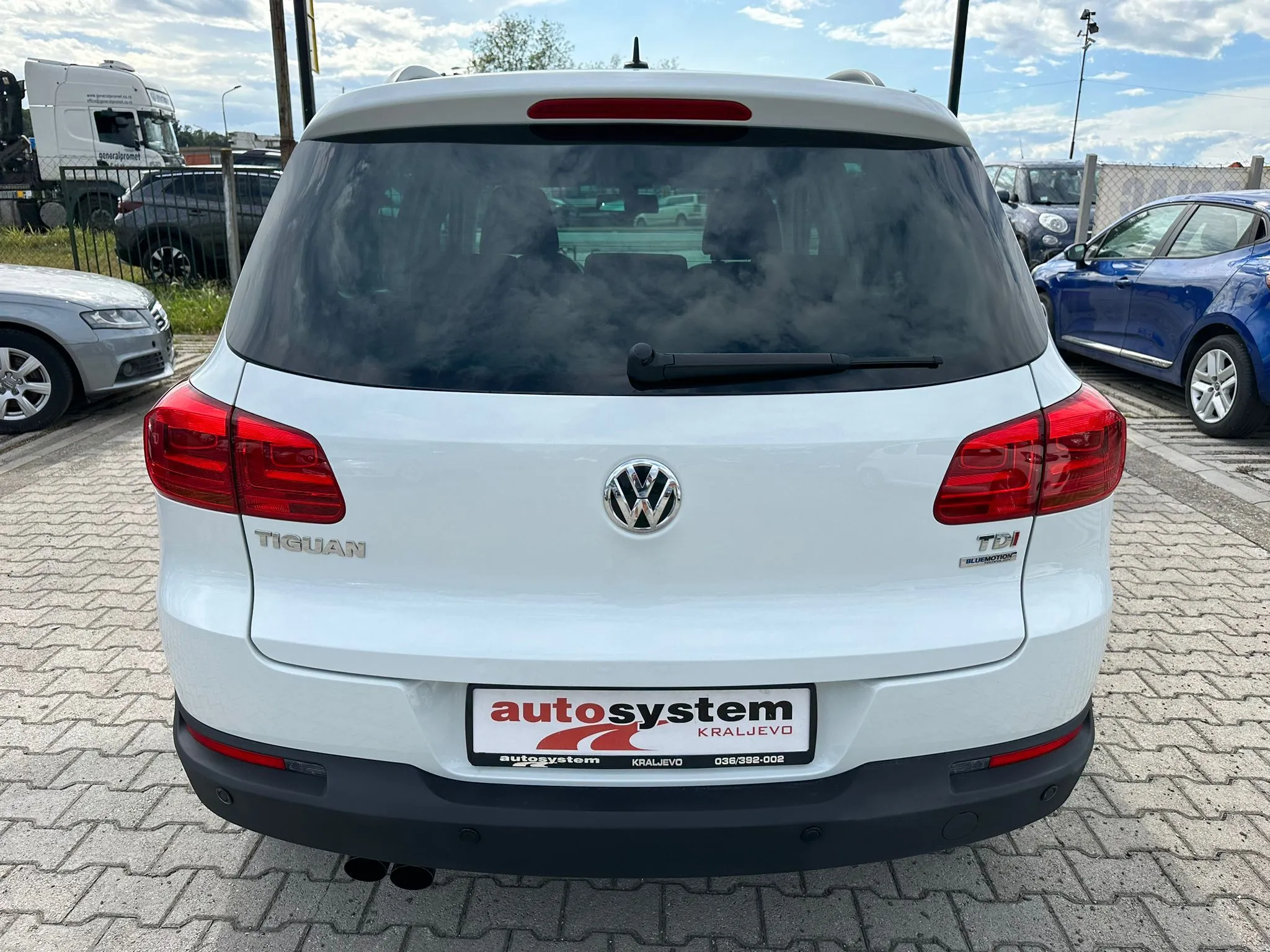 Volkswagen Tiguan 2.0 TDI KREDITI NA LICU MESTA Image 6