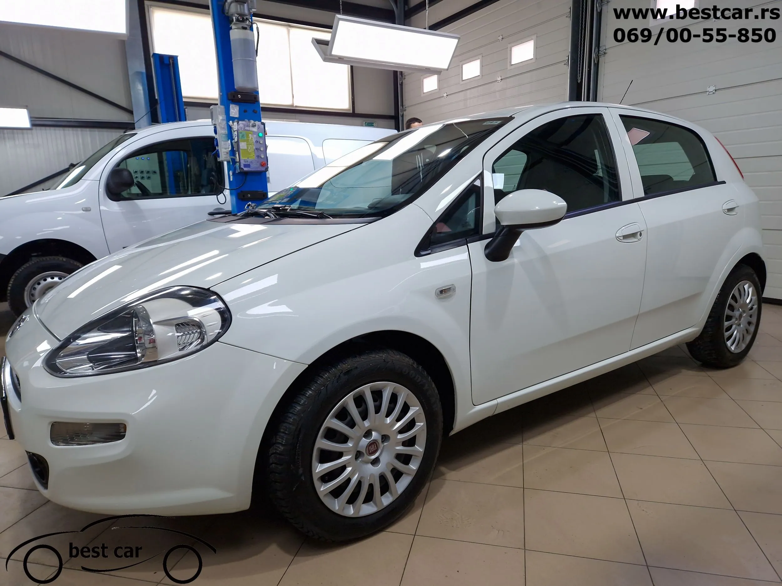 Fiat Grande Punto 1.3 Mjt 4 Sedista N1 Image 4