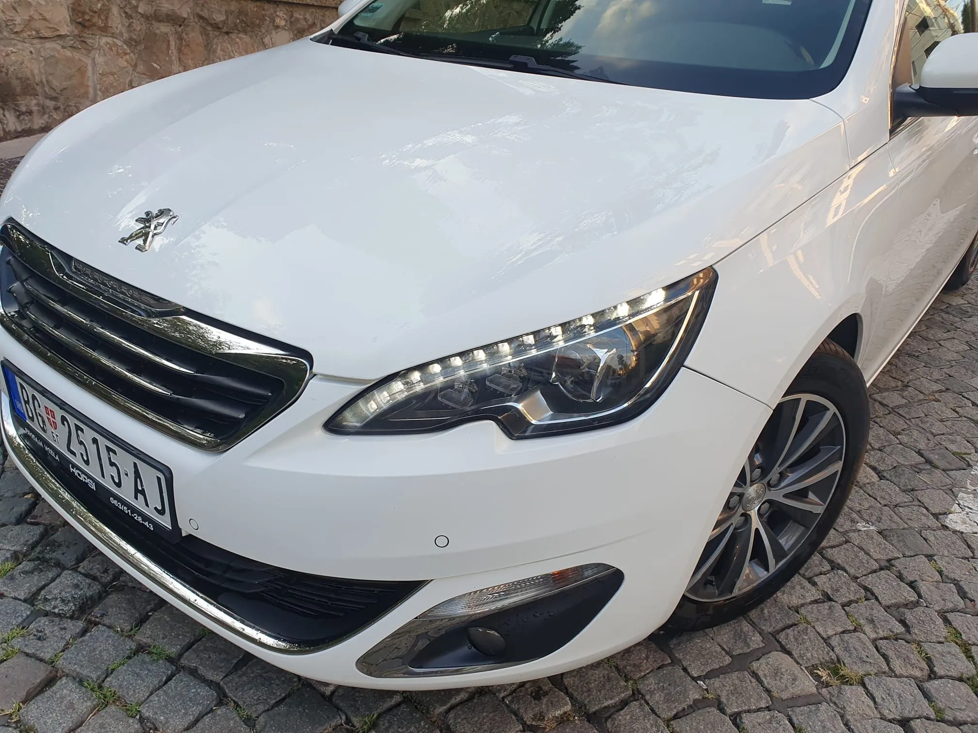 Peugeot 308 1.6 eHDI  ALLURE 92 KS Image 9