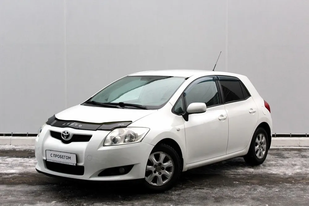 Toyota Auris  Image 1