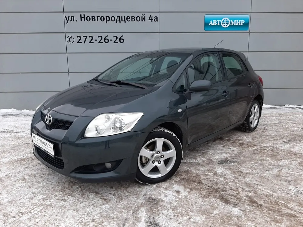 Toyota Auris  Image 1