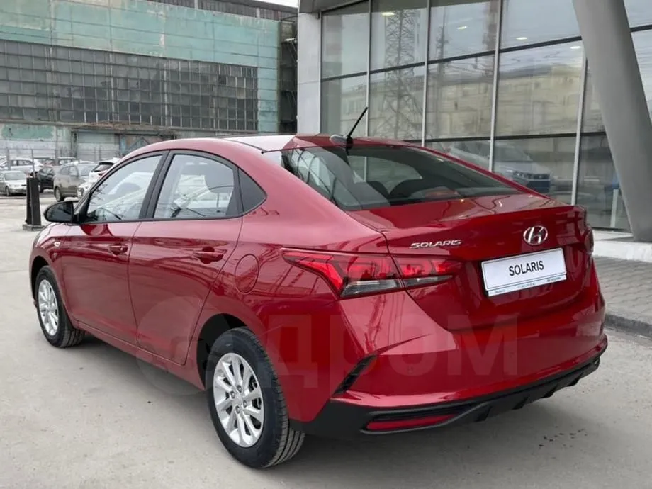 Hyundai Solaris  Image 2