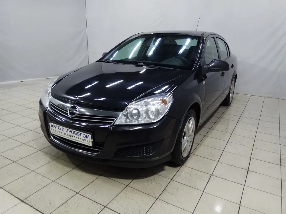 Opel Astra  Image 1