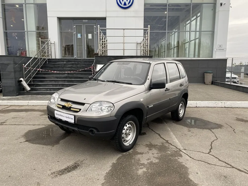 Chevrolet Niva  Image 1