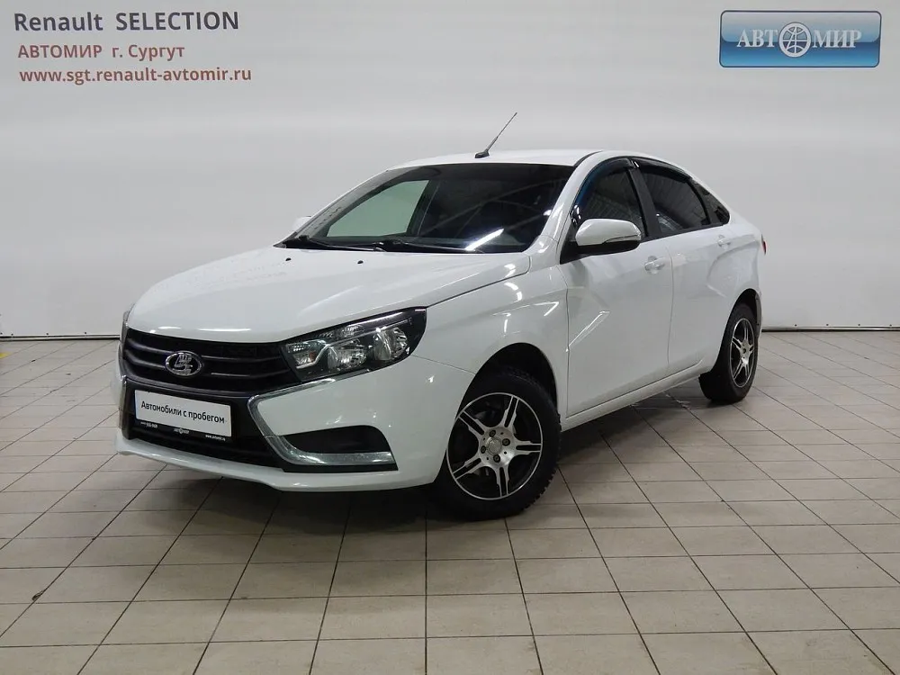 Lada Vesta  Image 1