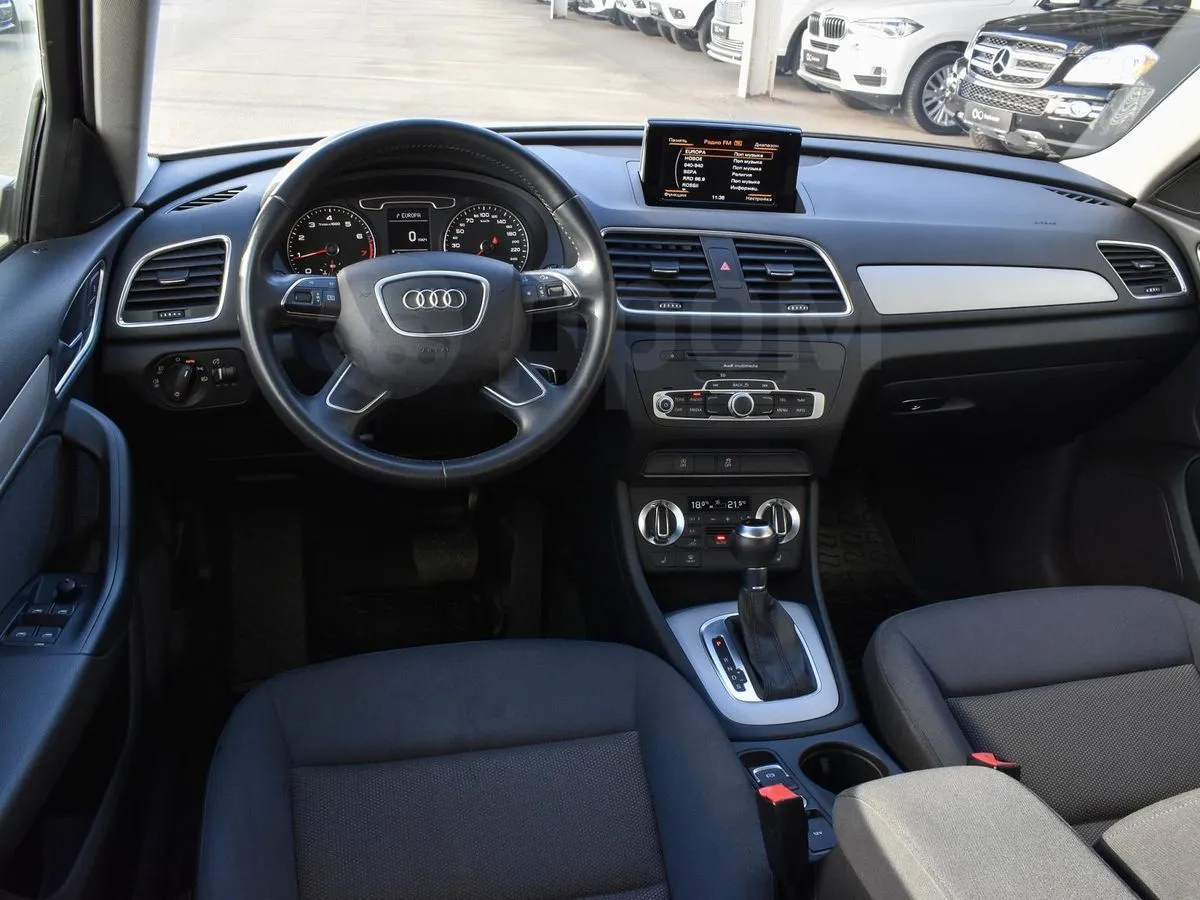 Audi Q3  Image 6