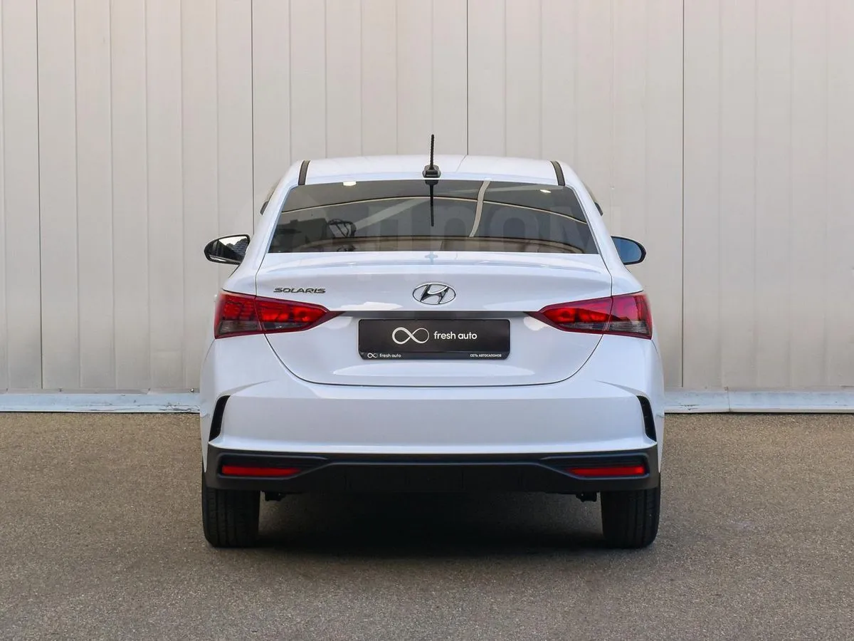 Hyundai Solaris  Image 8