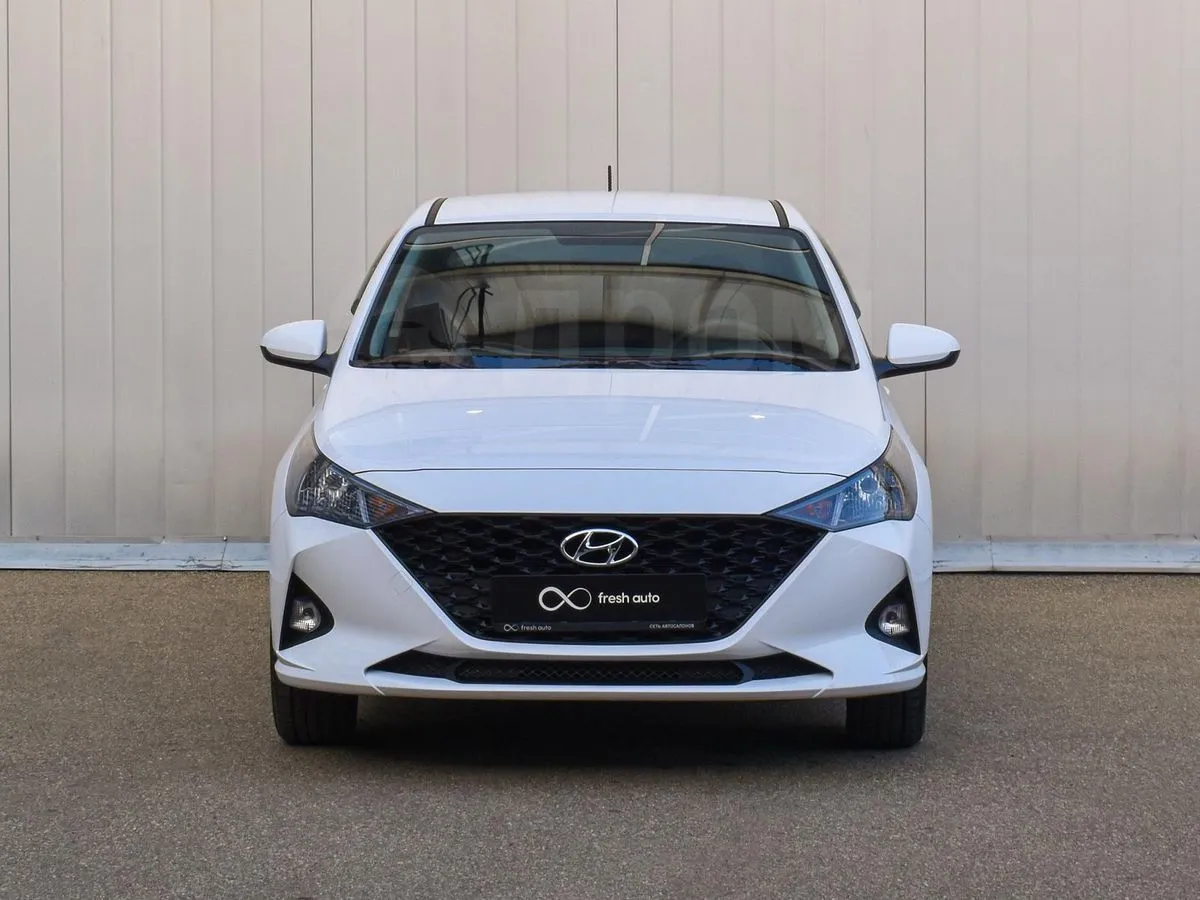 Hyundai Solaris  Image 9
