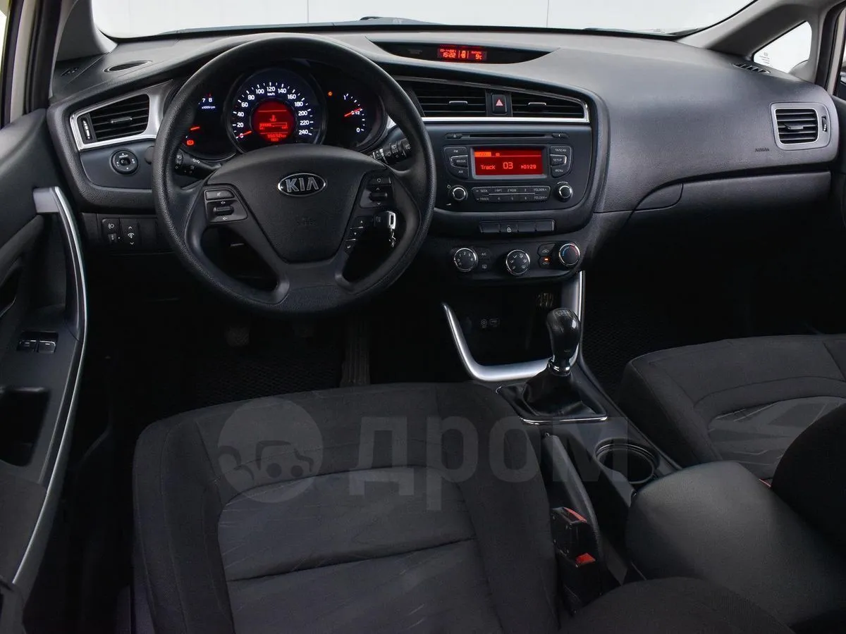 Kia Ceed  Image 2