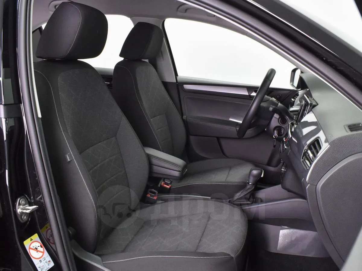 Volkswagen Polo  Image 8