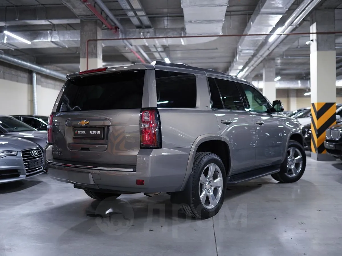 Chevrolet Tahoe  Image 8