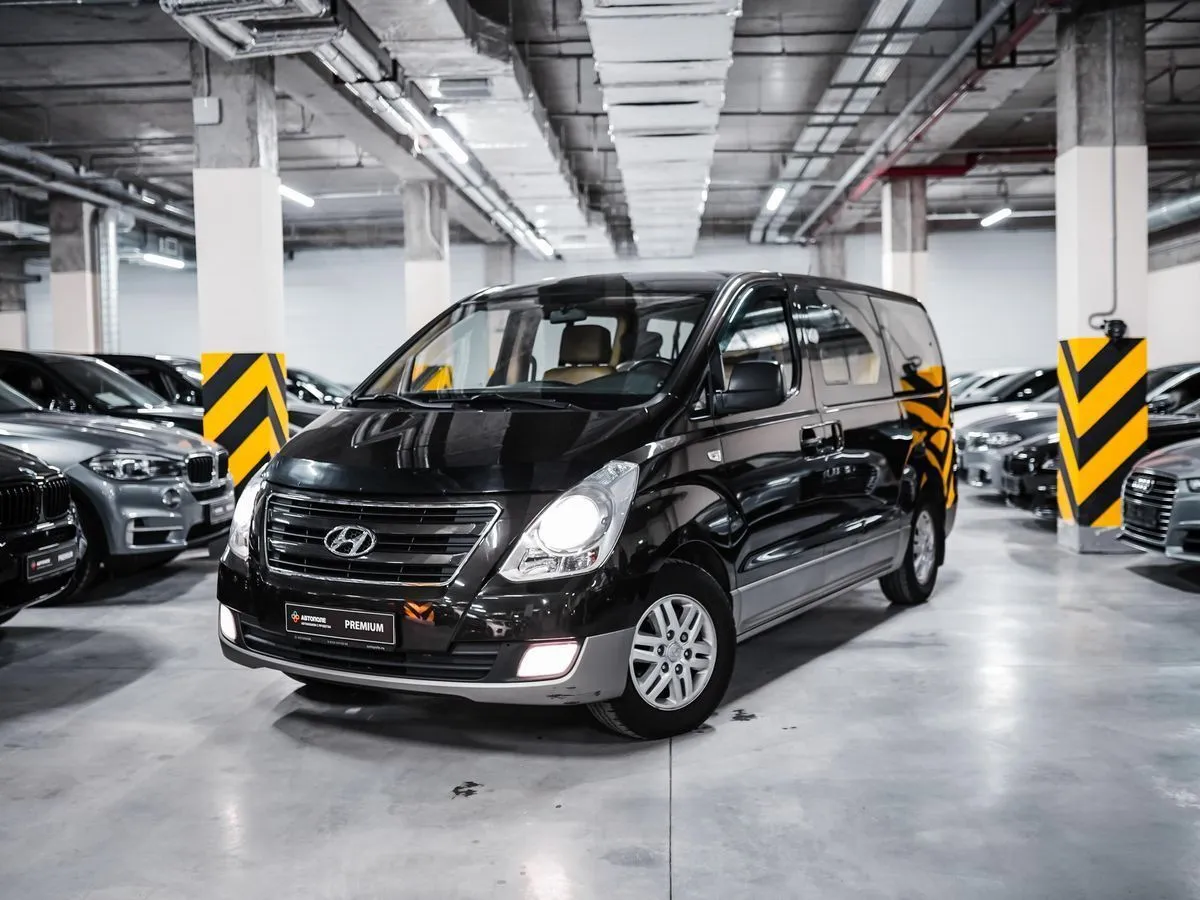 Hyundai H1  Image 1