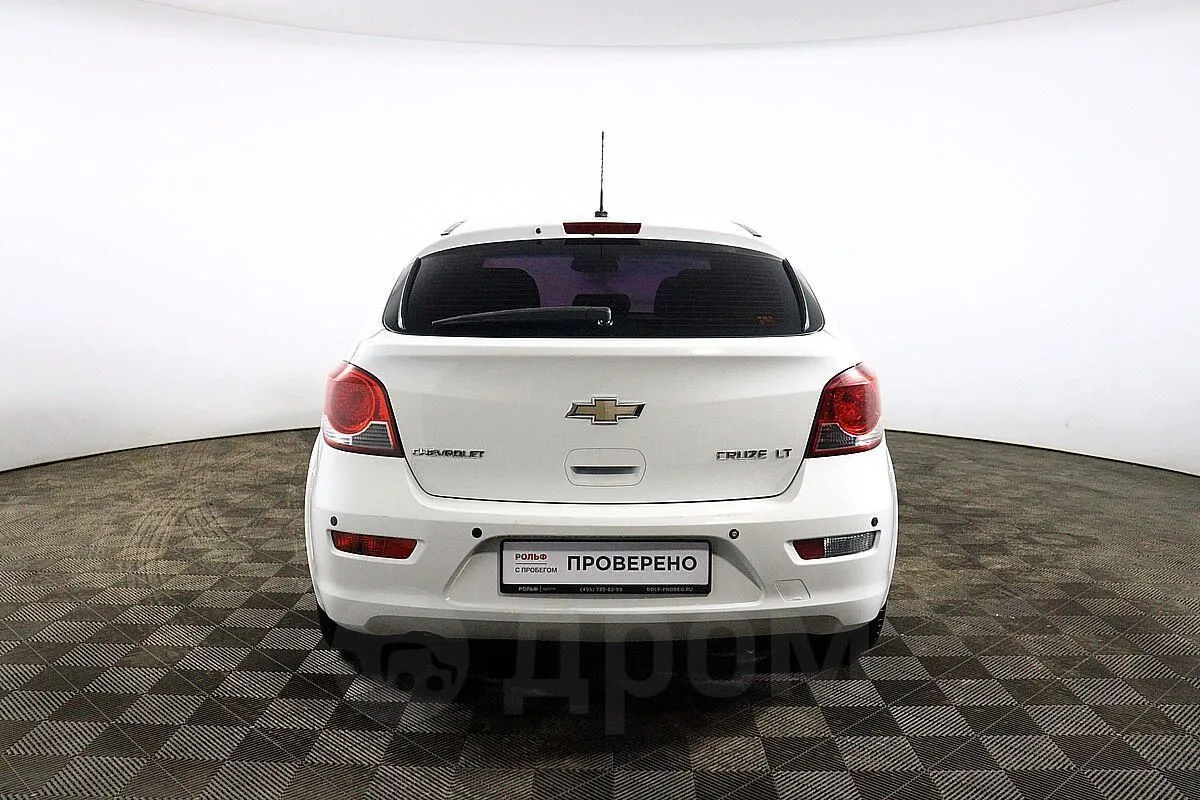 Chevrolet Cruze  Image 6