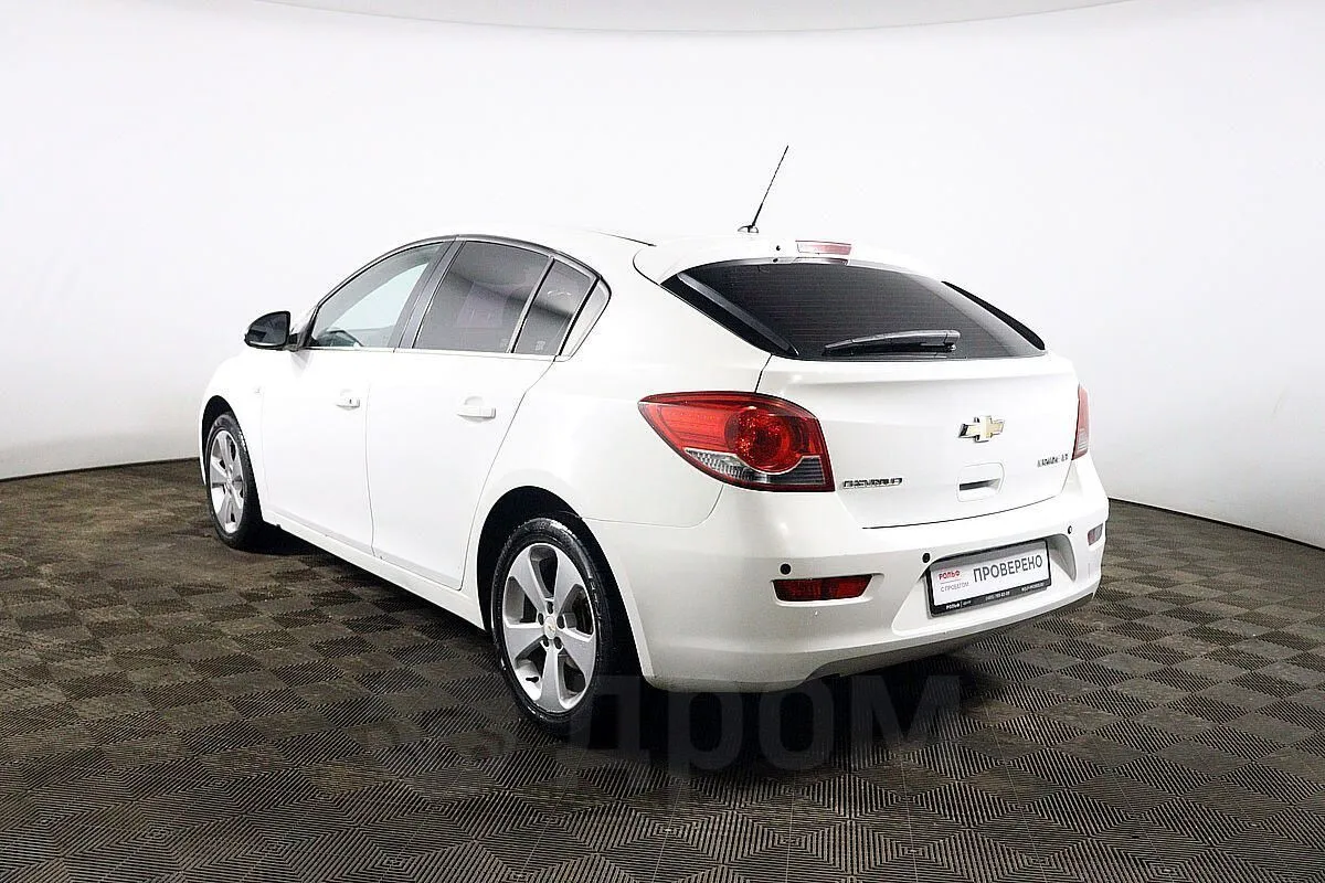 Chevrolet Cruze  Image 7