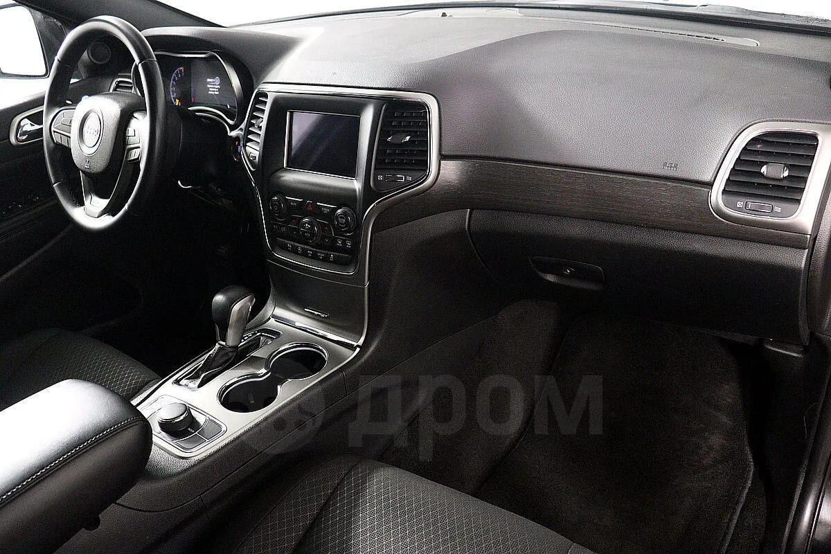 Jeep Grand  Image 10