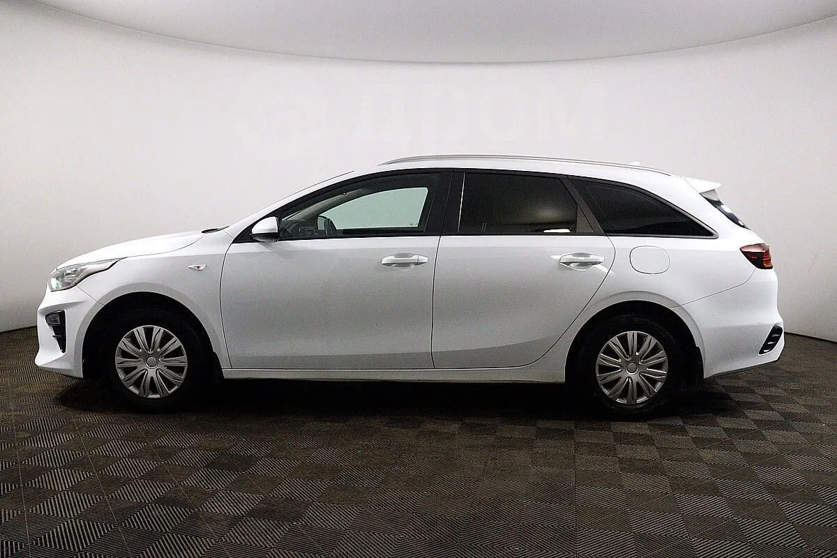 Kia Ceed  Image 8