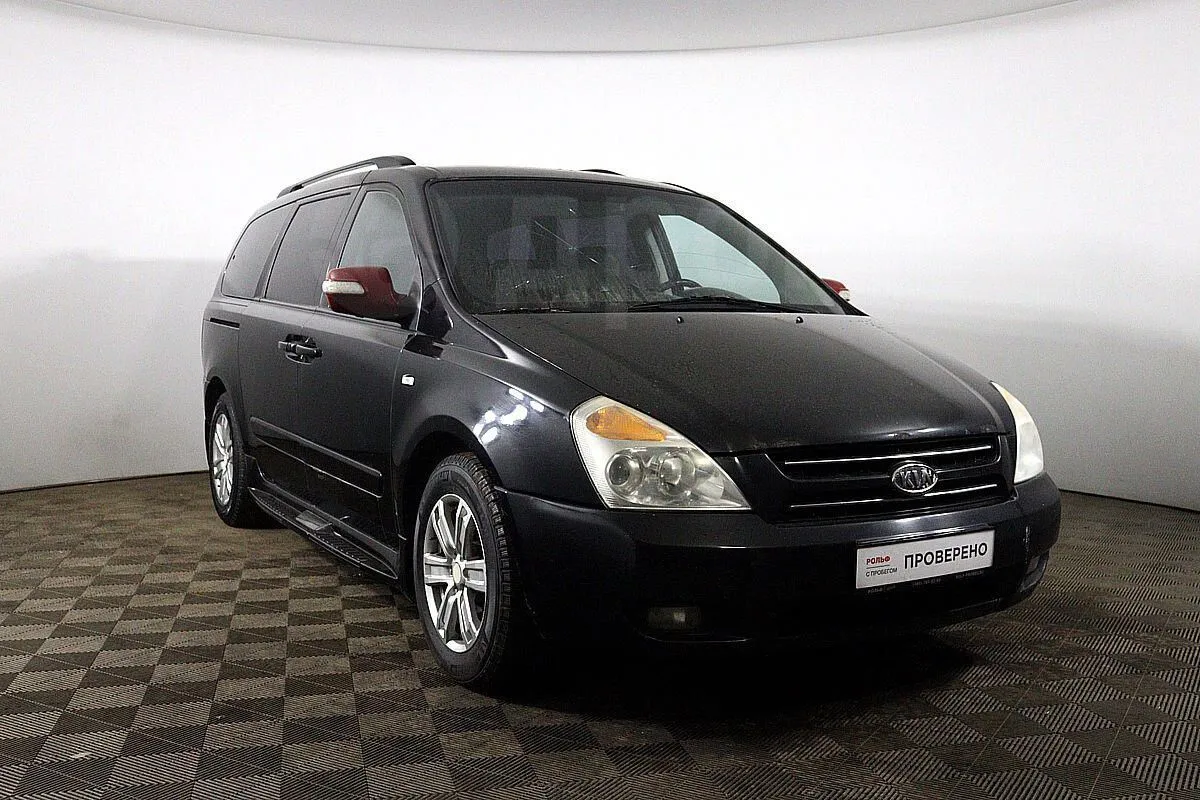 Kia Grand  Image 3