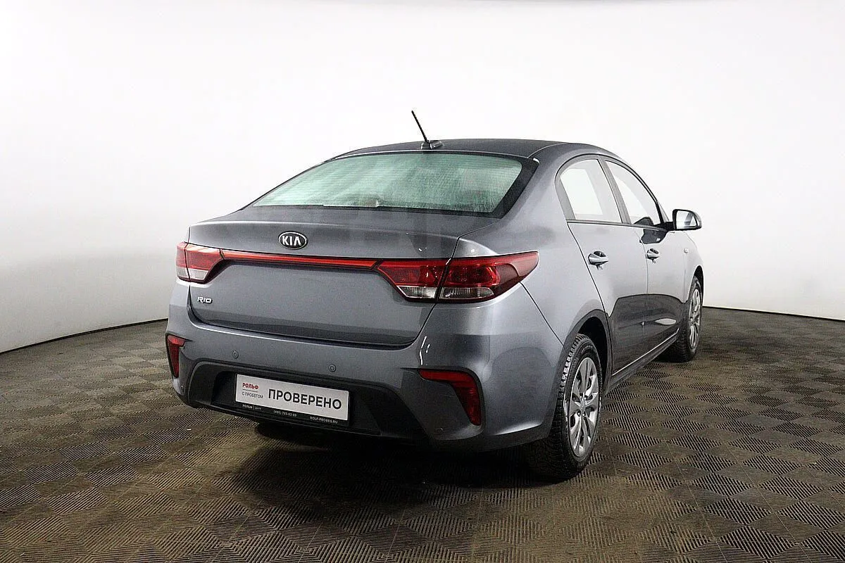 Kia Rio  Image 5