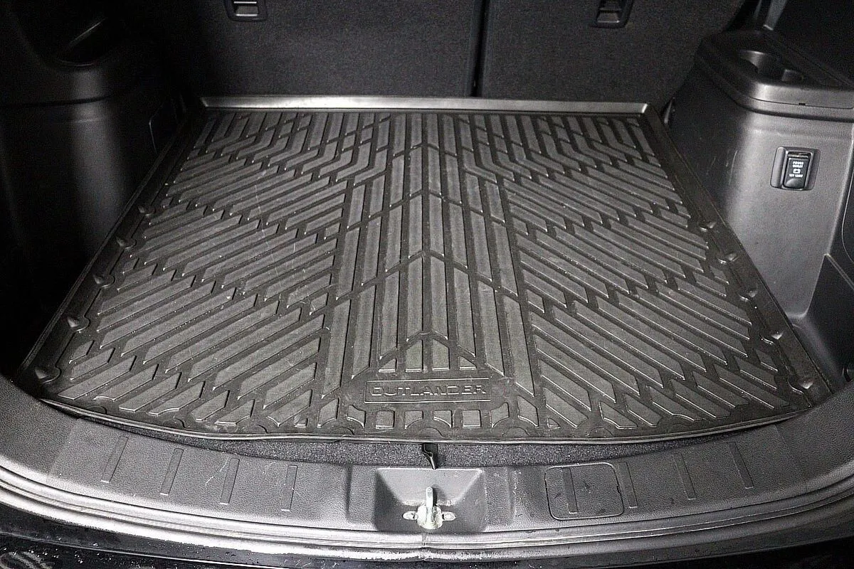 Mitsubishi Outlander  Image 9