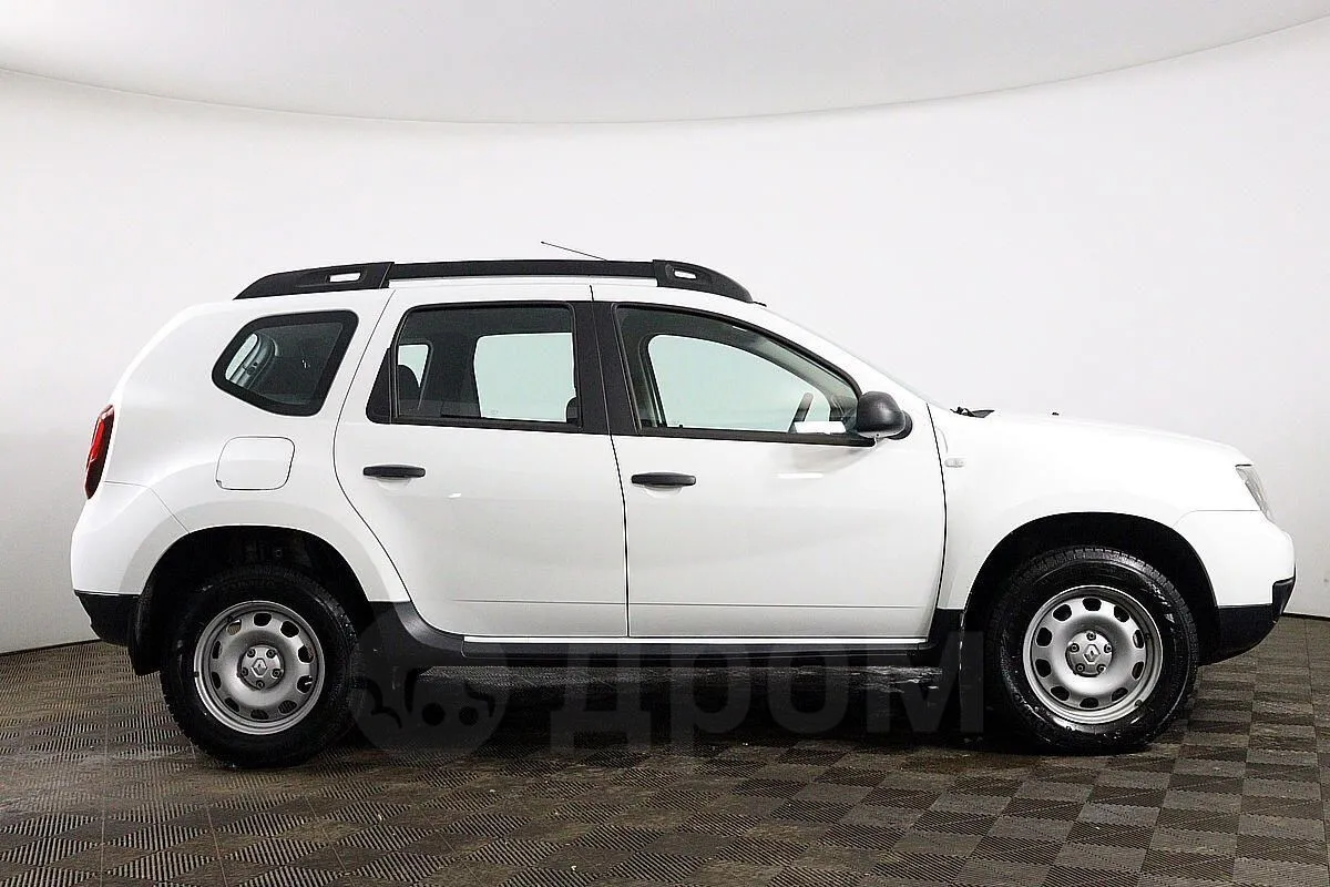 Renault Duster  Image 4