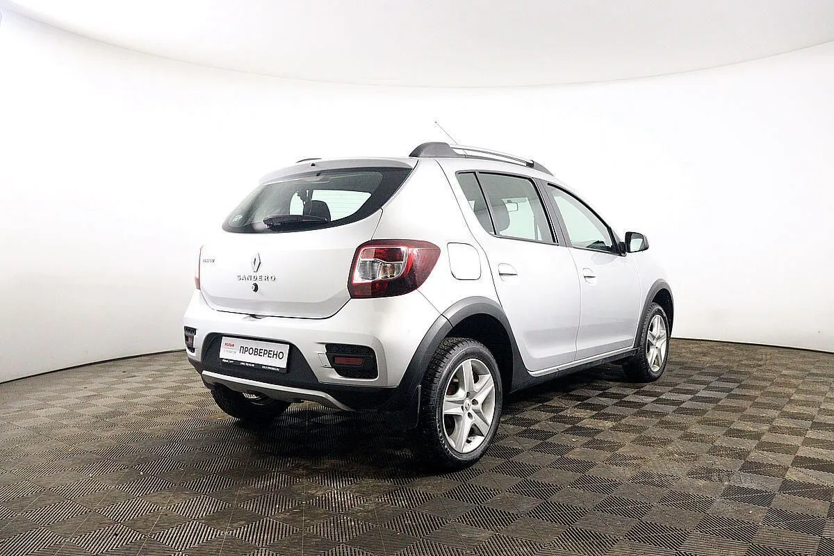 Renault Sandero  Image 5