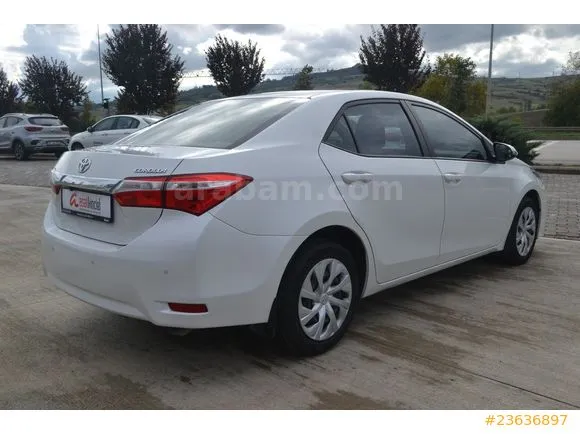 Toyota Corolla 1.33 Life Image 10