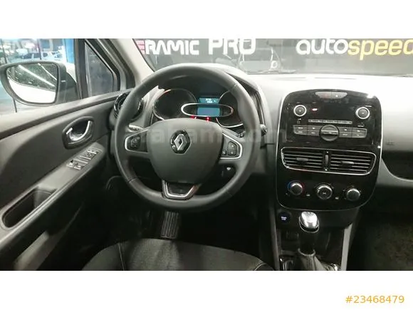 Renault Clio 0.9 TCe Sport Tourer Joy Image 6