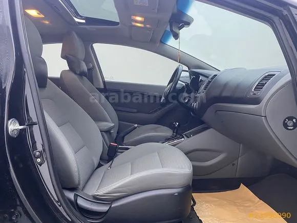 Kia Cerato 1.6 CRDi Concept Plus Image 7