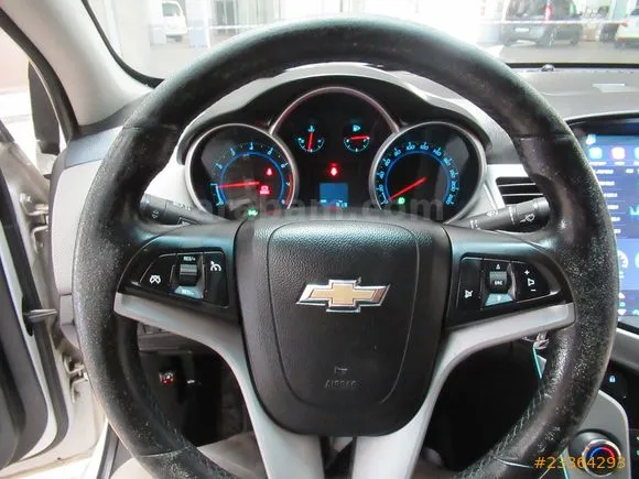 Chevrolet Cruze 1.6 LS Image 10