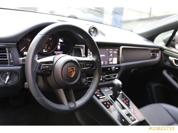 Porsche Macan 2.0 Image 10