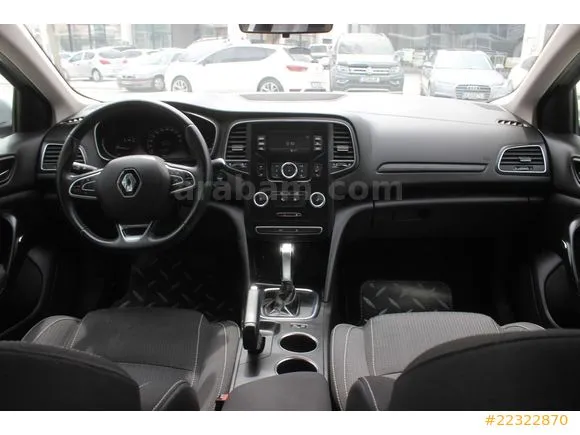 Renault Megane 1.5 dCi Touch Image 10
