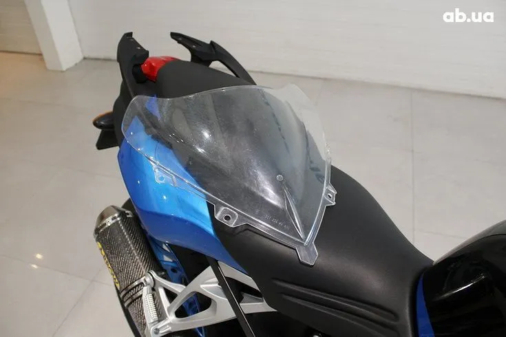 BMW K  Image 4