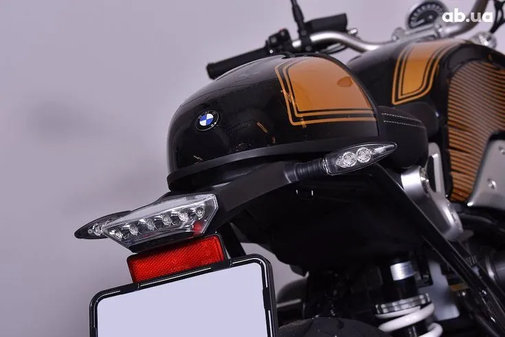 BMW R  Image 5