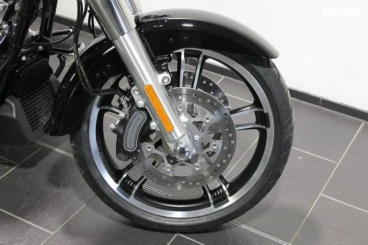 Harley-Davidson FLRT  Image 9